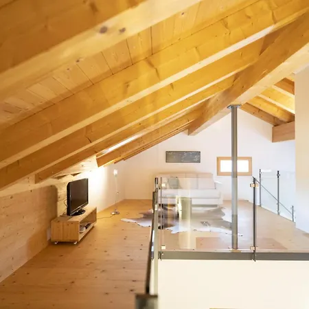 Chasa Capricornin Apartment Scuol