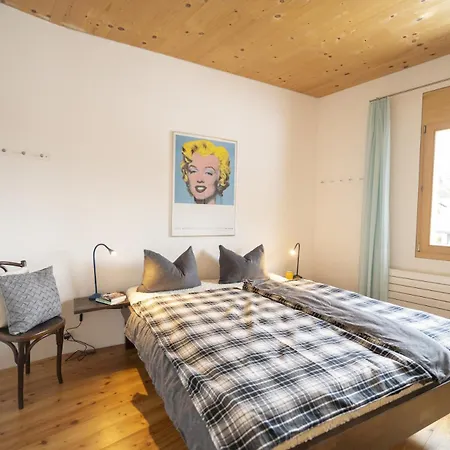 Chasa Capricornin Apartment Scuol